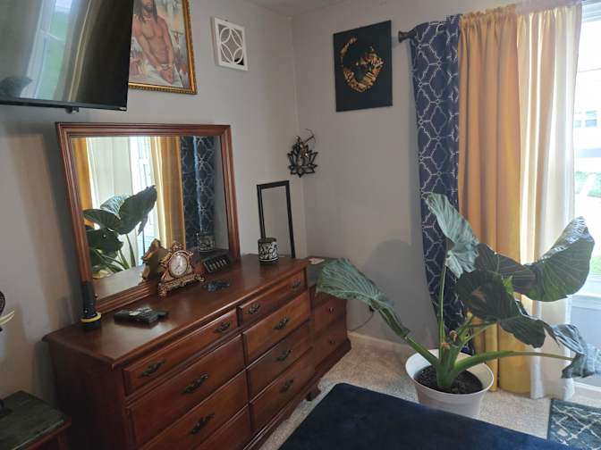Irhoda M.'s room
