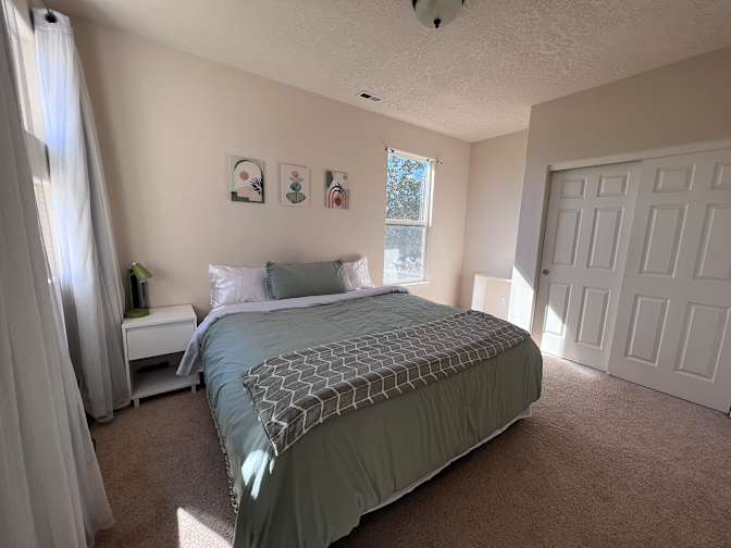 Shontelle's room