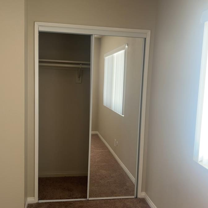 Anahi's room