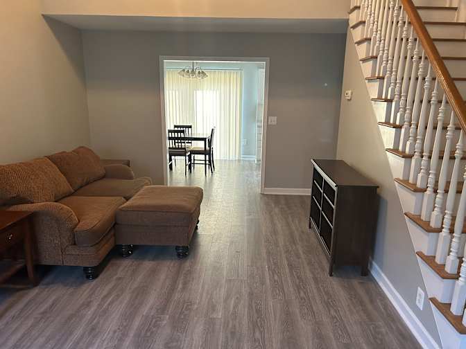 Alcove Rooms's room