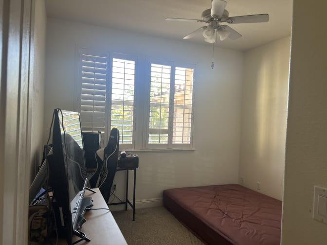 Tahni's room