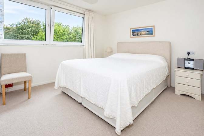 LDS Property Finder's room