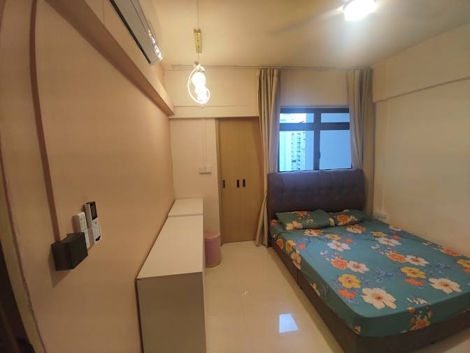 Idris's room
