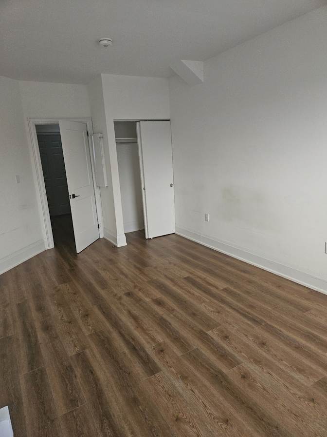 Cat Jagoe's room