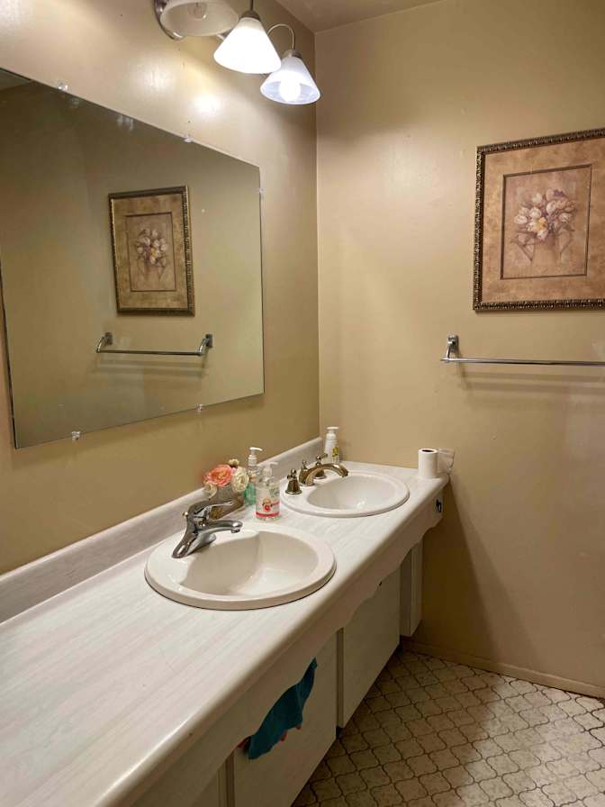 meiying's room