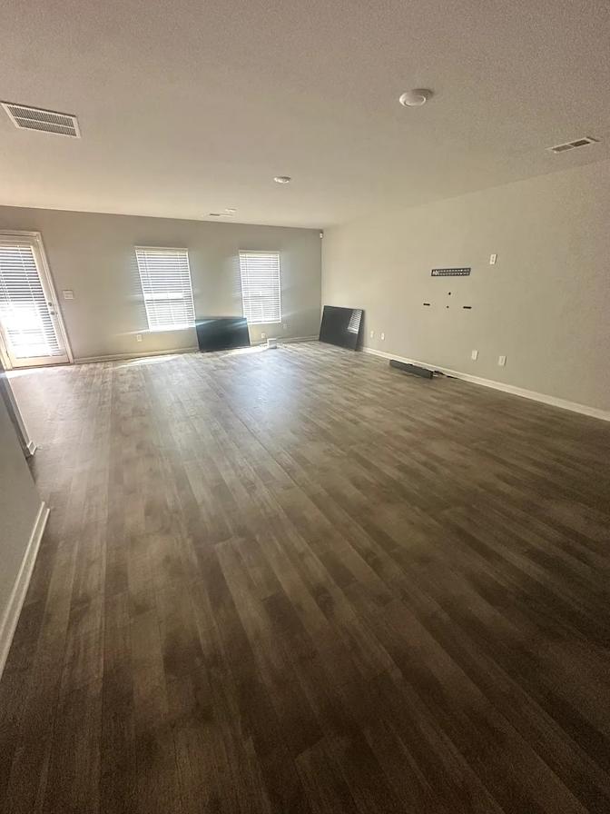 Alcove Rooms's room