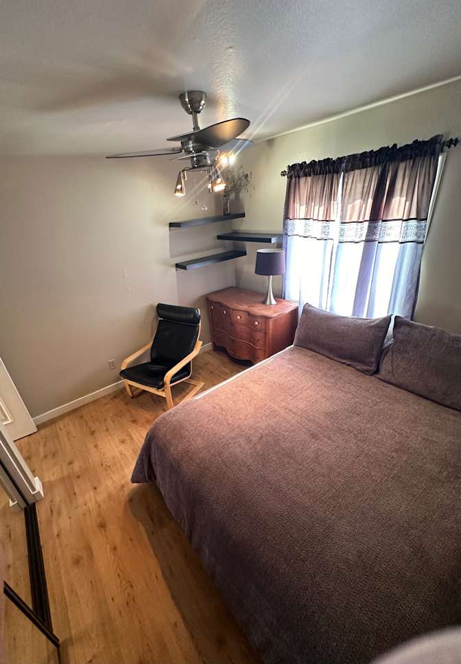 Lisa's room
