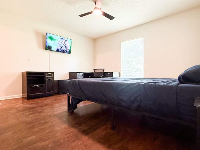 PadSplit's room