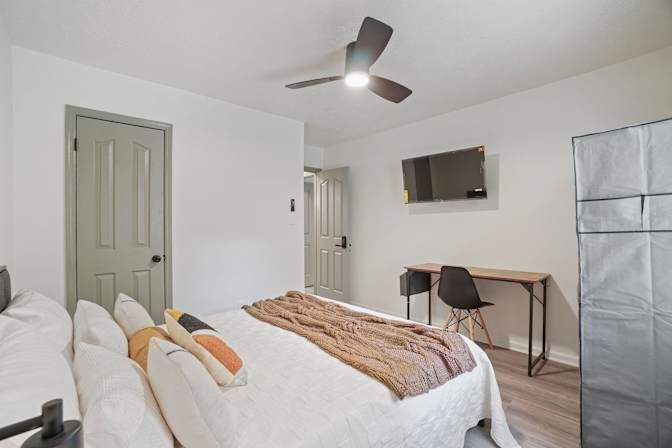 PadSplit's room