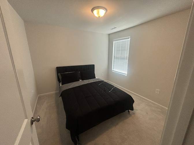 Alcove Rooms's room