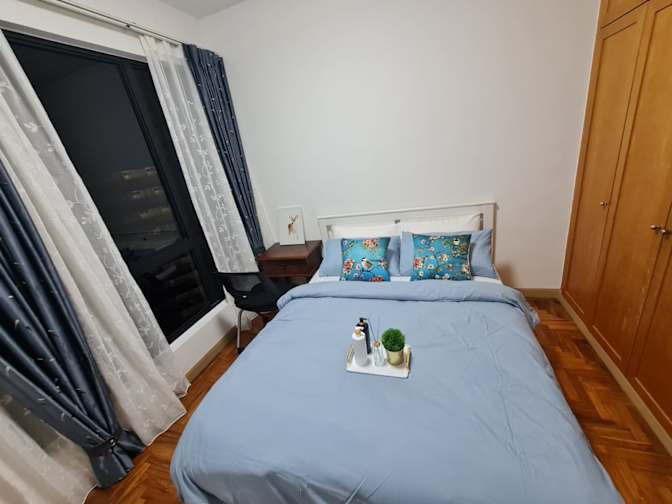 Hello propdesk's room