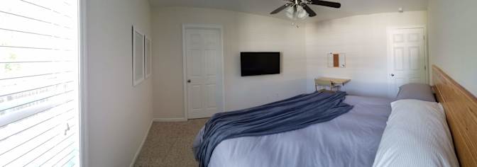 Carolina's room