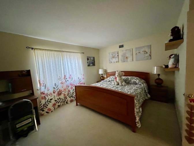 Julia's room