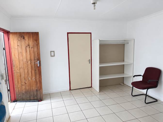 Thabo's room