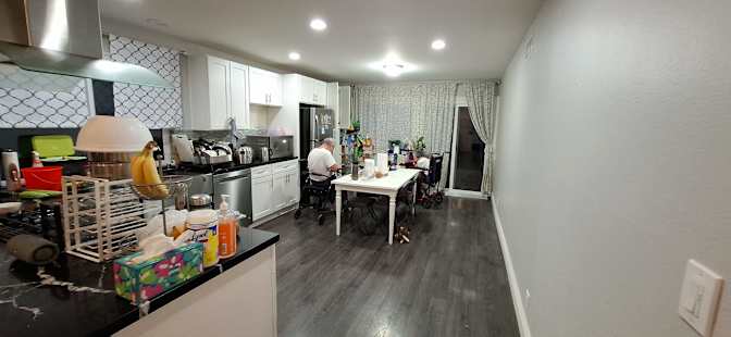 Chen's room