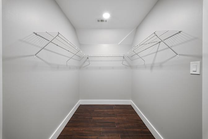 Simmie's room