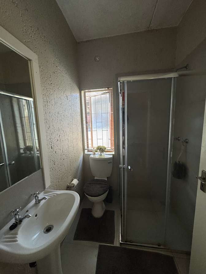 Botlhale-ba-Modimo Mmope's room