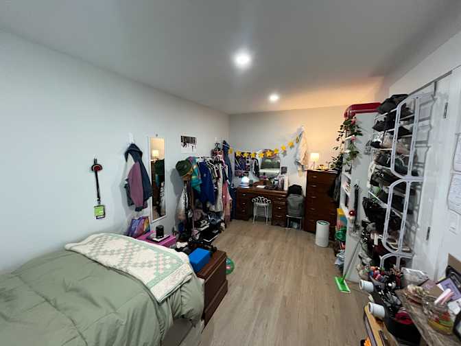 Abbey's room