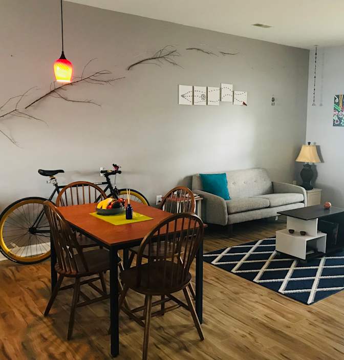Enrique's room