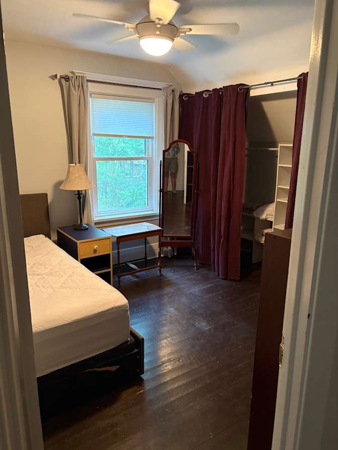 Ruth's room