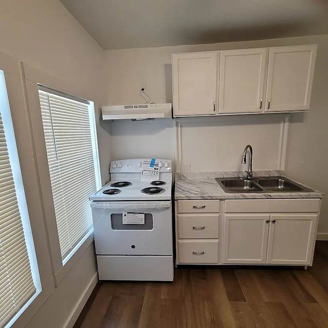 Dominique Carter's room