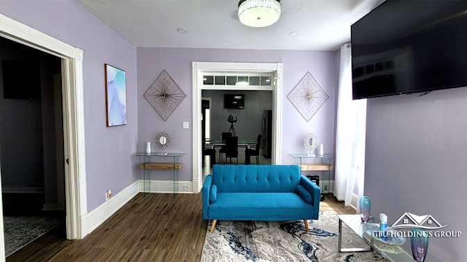 GBU Holdings Group's room