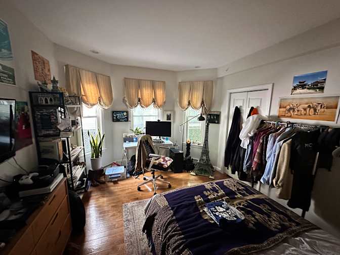 Finn's room