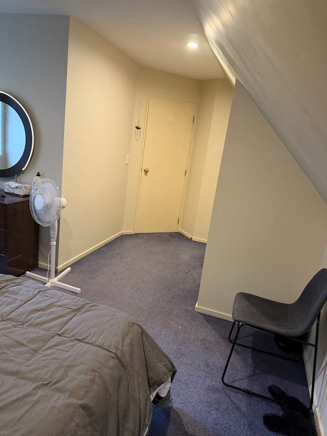 Janmeet's room