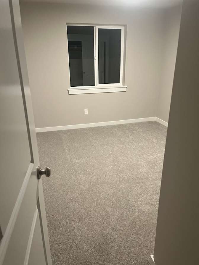 Izzy's room