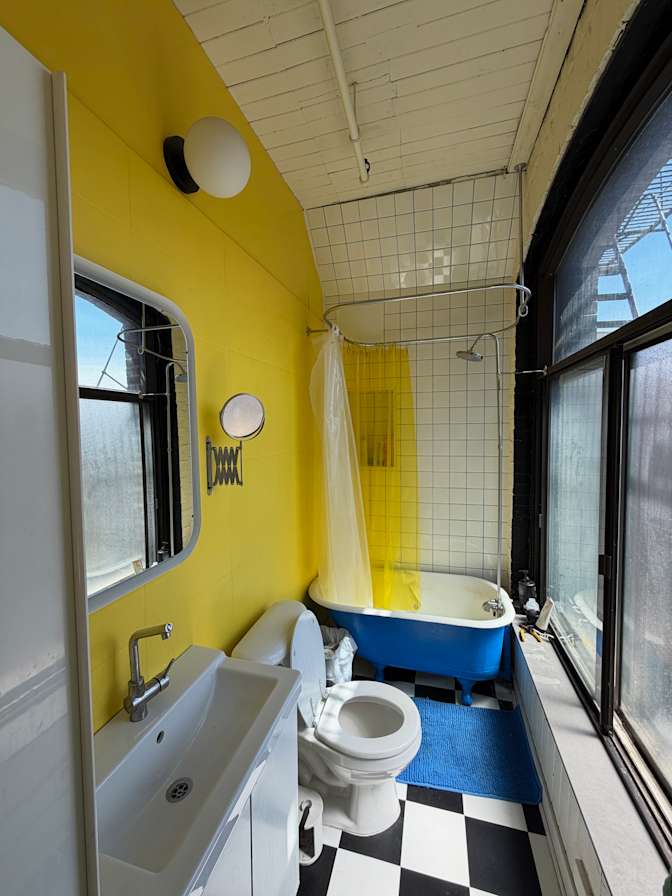 Luca Romani's room