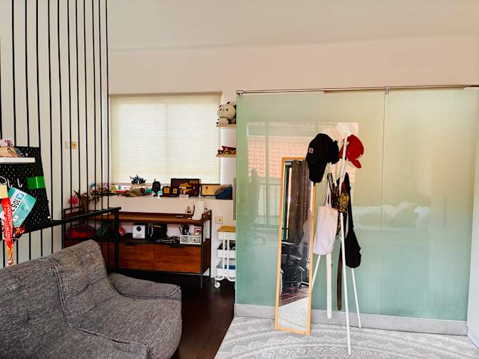 Daphne Huang's room