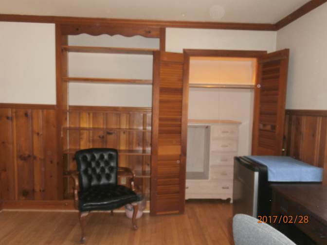 Friendly Center Area's room