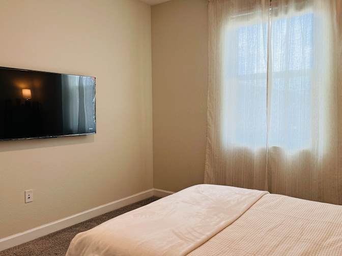 Kelly's room