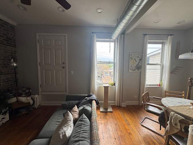 claire's room