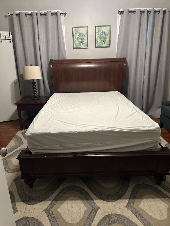 Gail's room