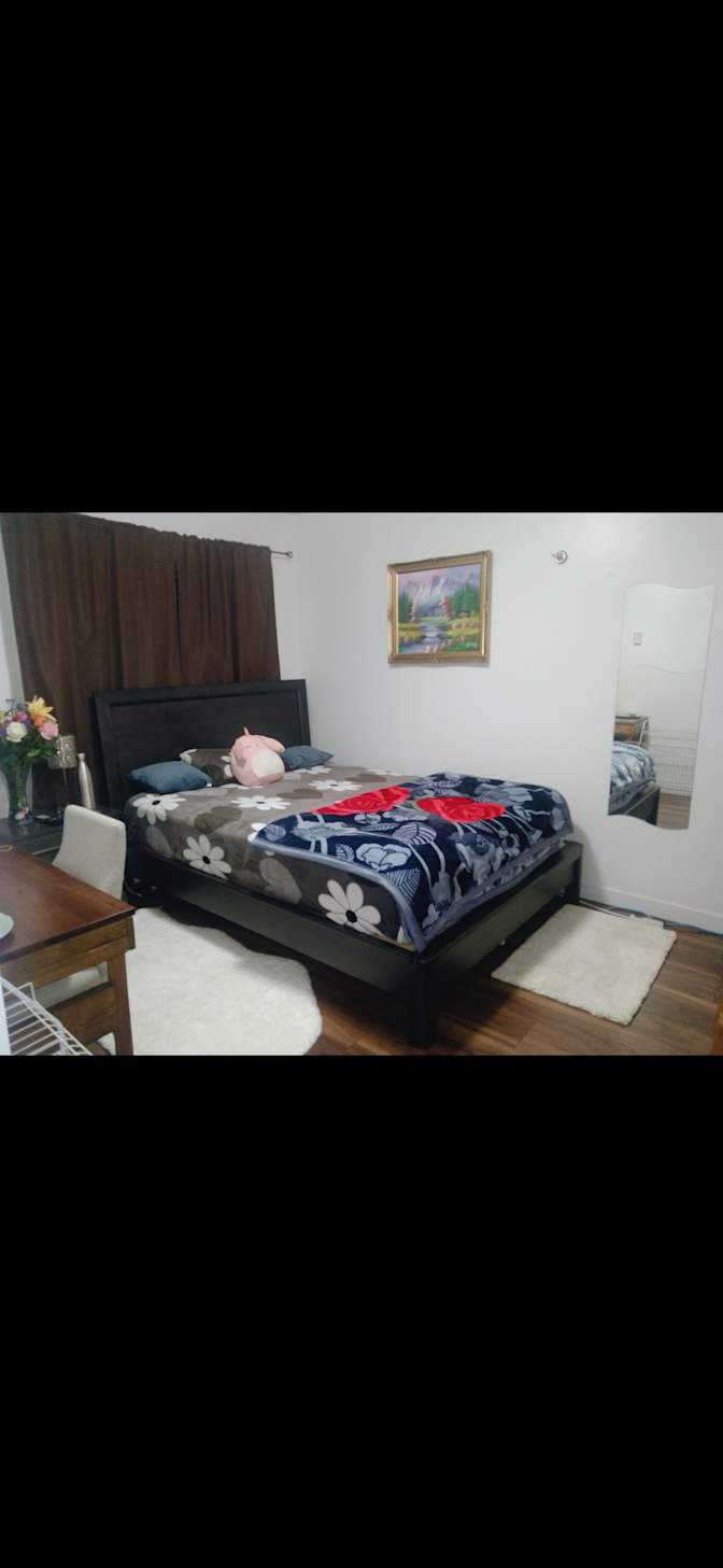 Greg's room