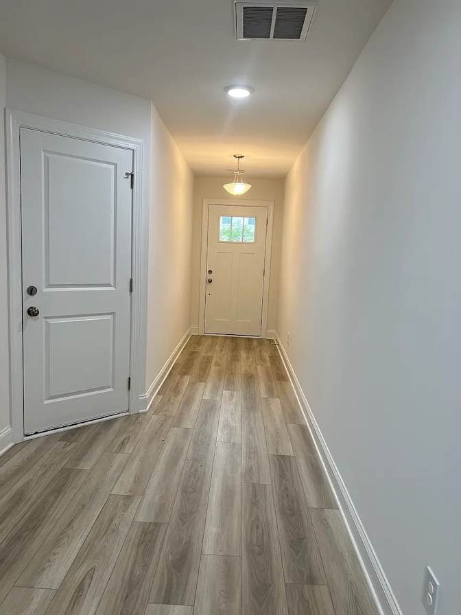 Alcove Rooms's room