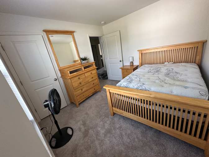 Alysa's room