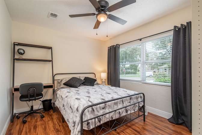 PadSplit's room
