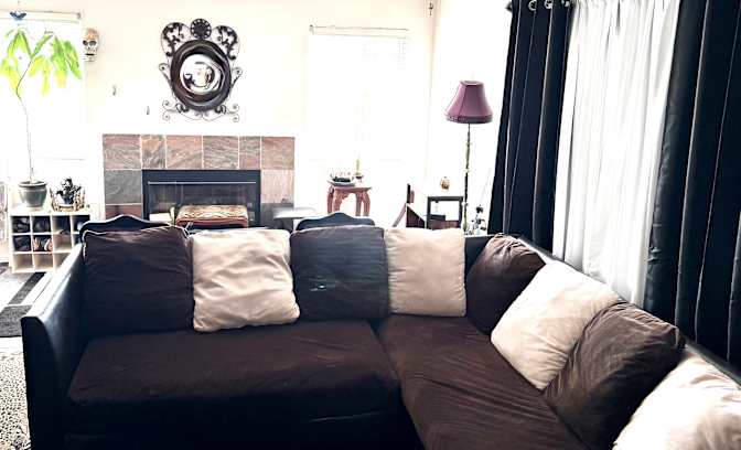 Bob Jaffe's room