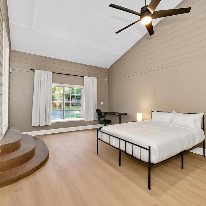 PadSplit's room