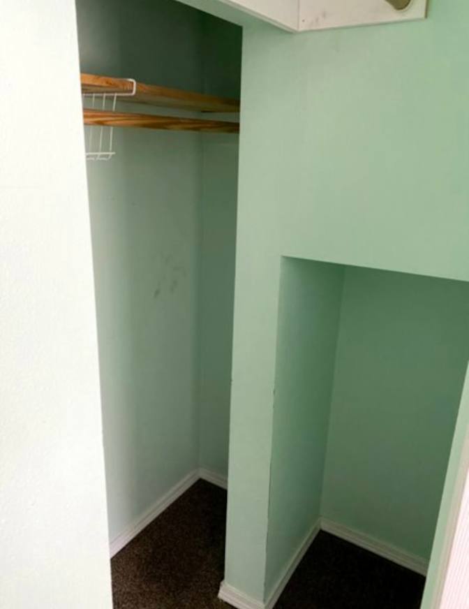 Axel's room