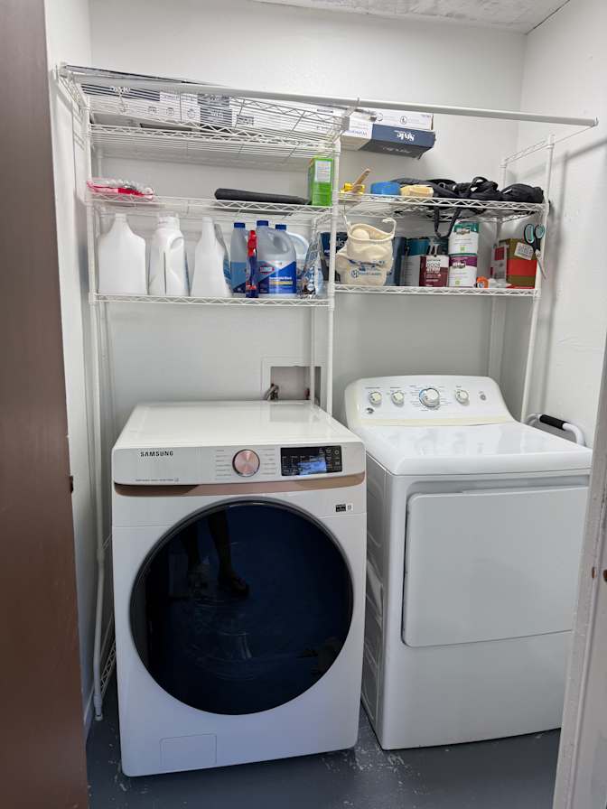 MARIAM AYOUB's room