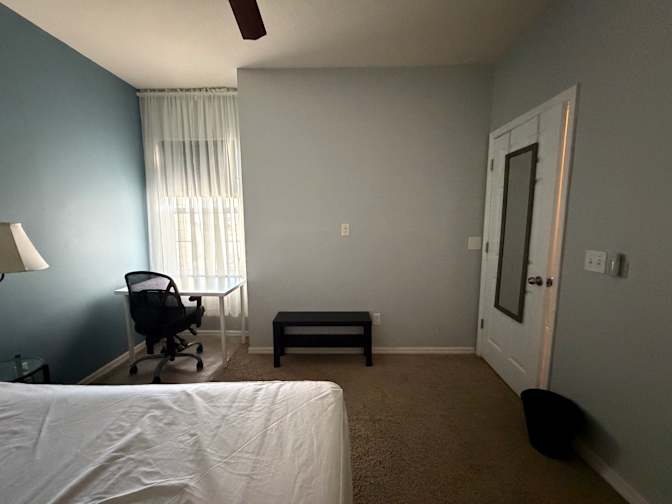 Diluz's room