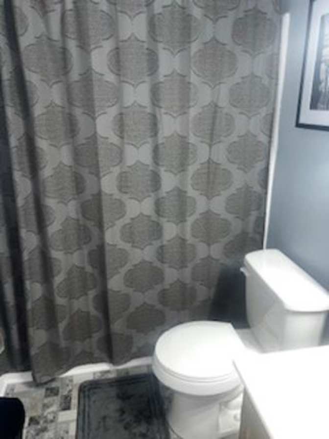 dennis's room