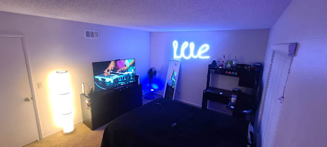 T.'s room