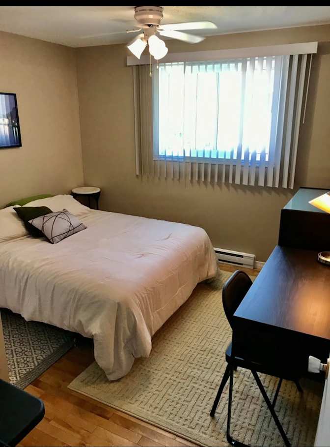 Stephanie Schmidt's room