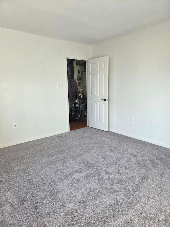 Robert and Kenara's room