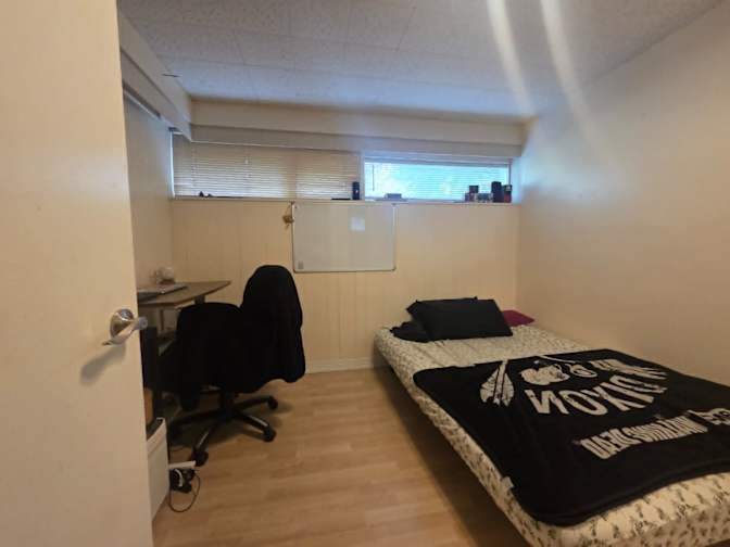 Isabel's room