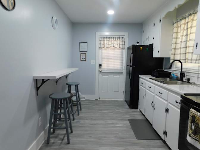 Carolina Realty Link's room